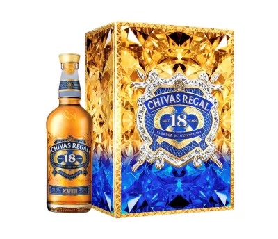 Bộ quà Tết Rượu Chivas Regal Aged 18 Years Gold Signature 70cl